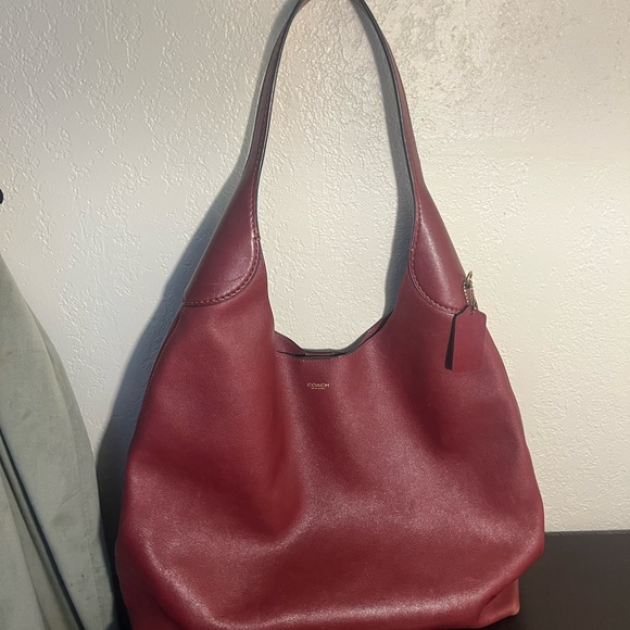 Coach Brooklyn 39- Brass/Dark Ruby - Picture 1 of 8